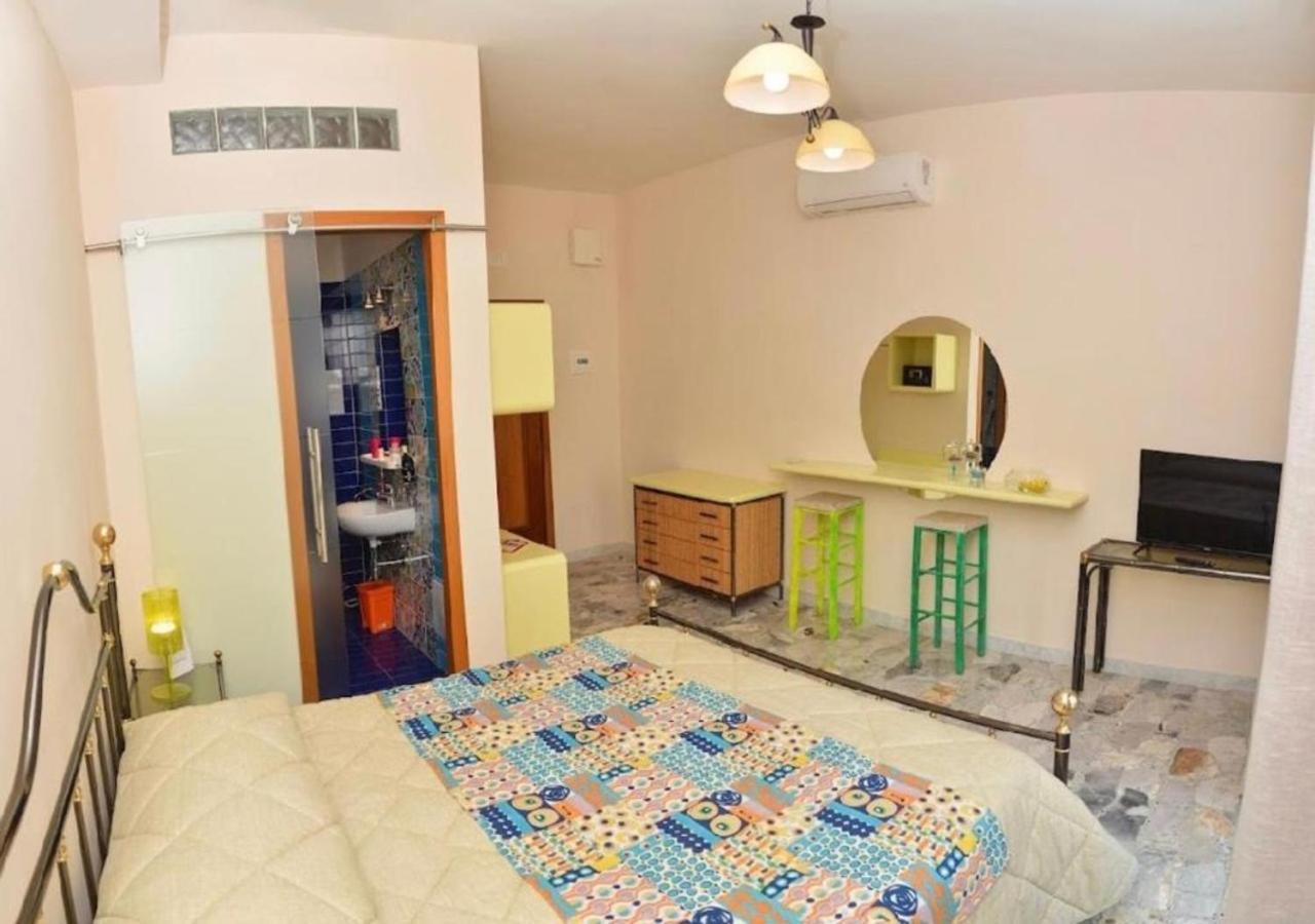 Furture'Rooms Наполи Екстериор снимка